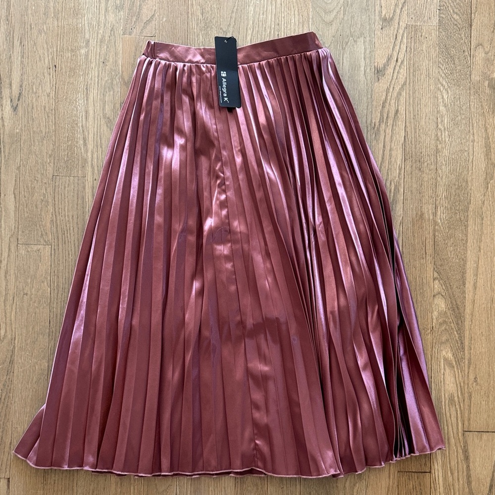 Zara Metallic Rose Pleated A-Line Skirt